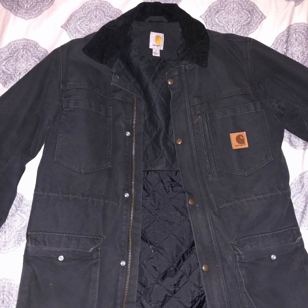 Carhartt work coat dark blue size small.